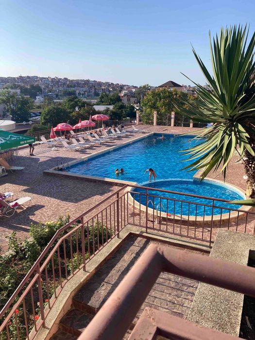 Дава под наем страхотен 2 ен Созопол местност буджака