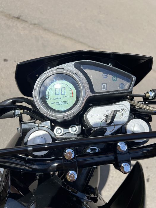 Продам мотоцикл эндуро Yaqi 250-2