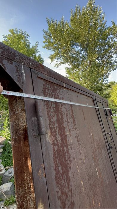 Продам Ворота для гаража