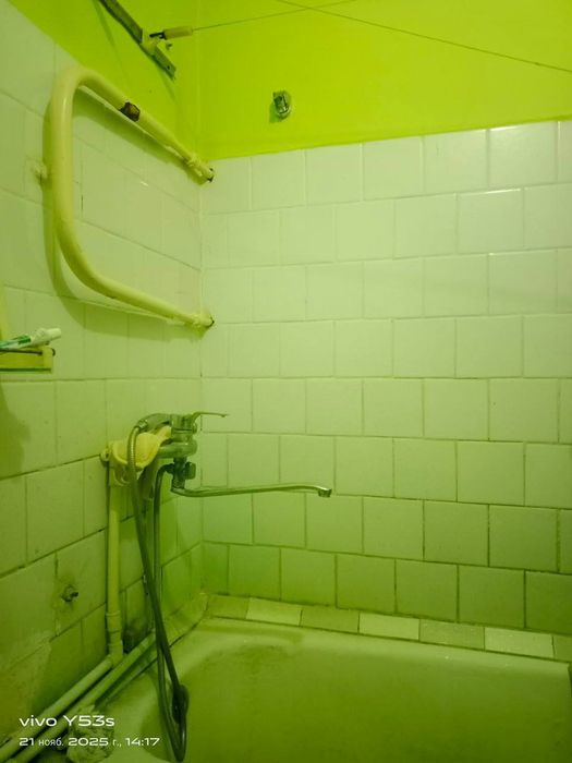 Сдаётся 1/2/5 на массиве Ахмад Югнакий 
2/3/4 высокопотолочка
Ра