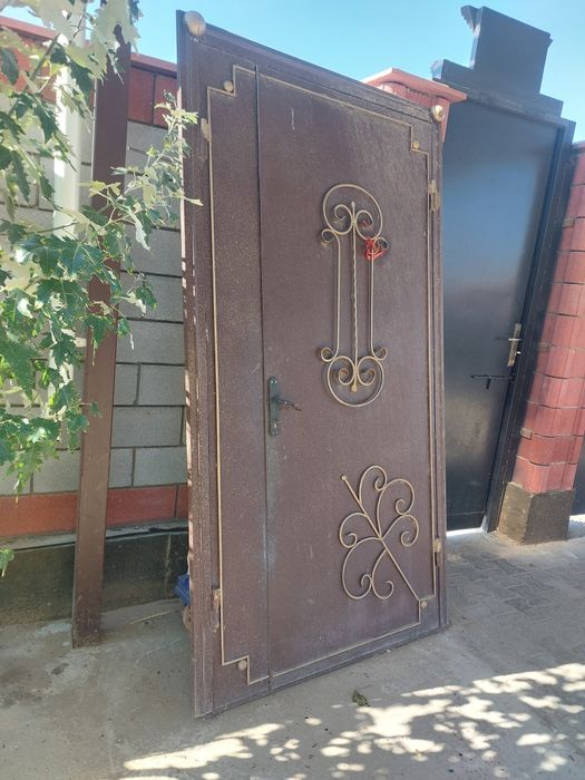 Темир есик сатылады