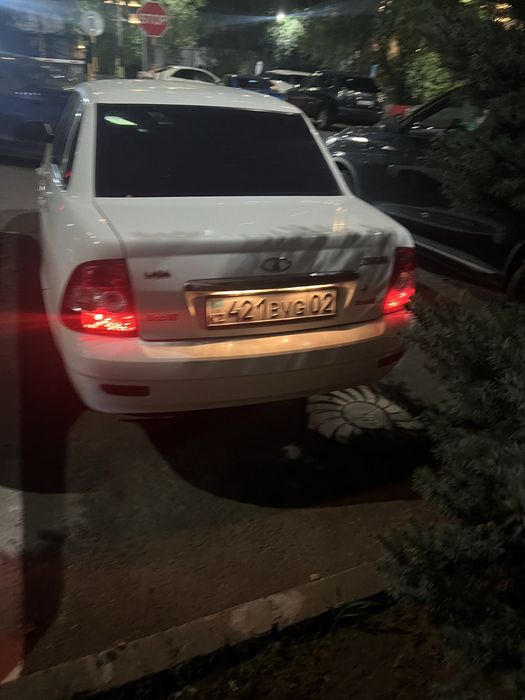 LADA priora седан