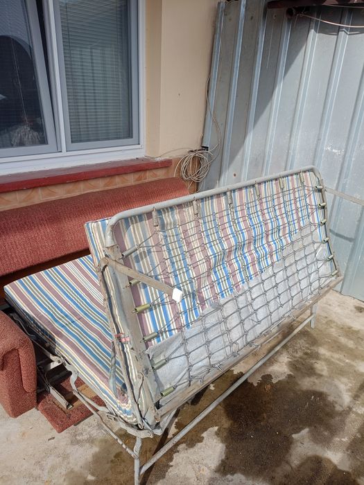 Диван за хол комплект със функция за спане!