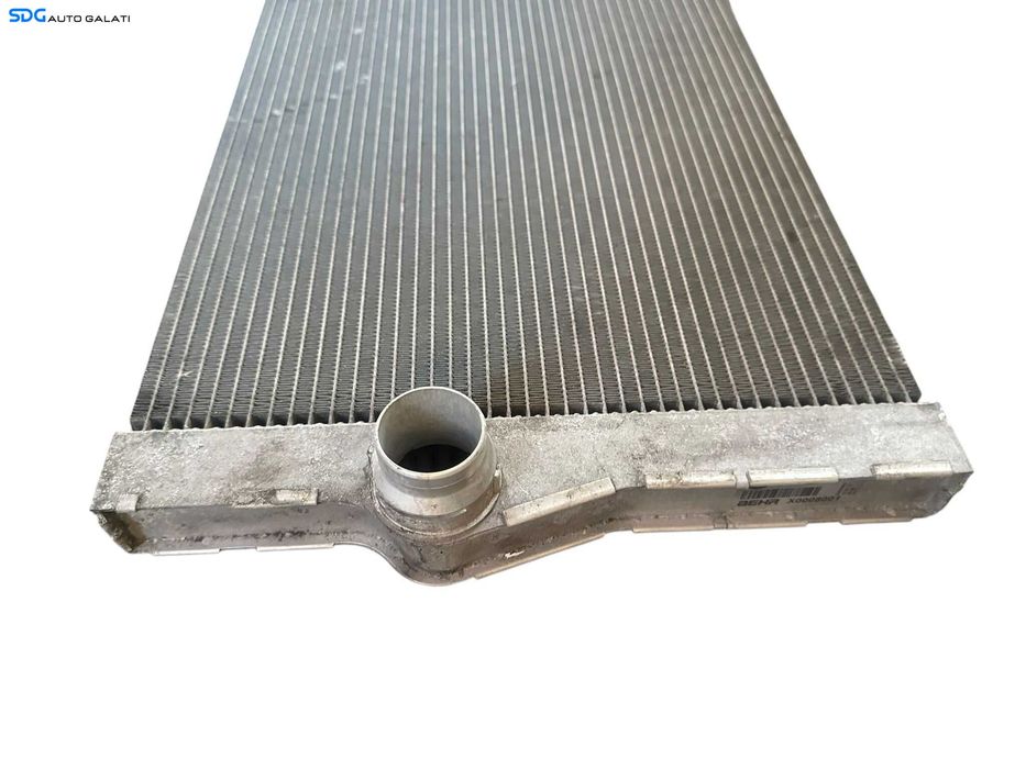 Radiator Apa BMW Seria 7 F01 F02 F03 F04 730D 740D 3.0 D 2008 - 2015 Cod 8509176 17118509176-01 [V0413]