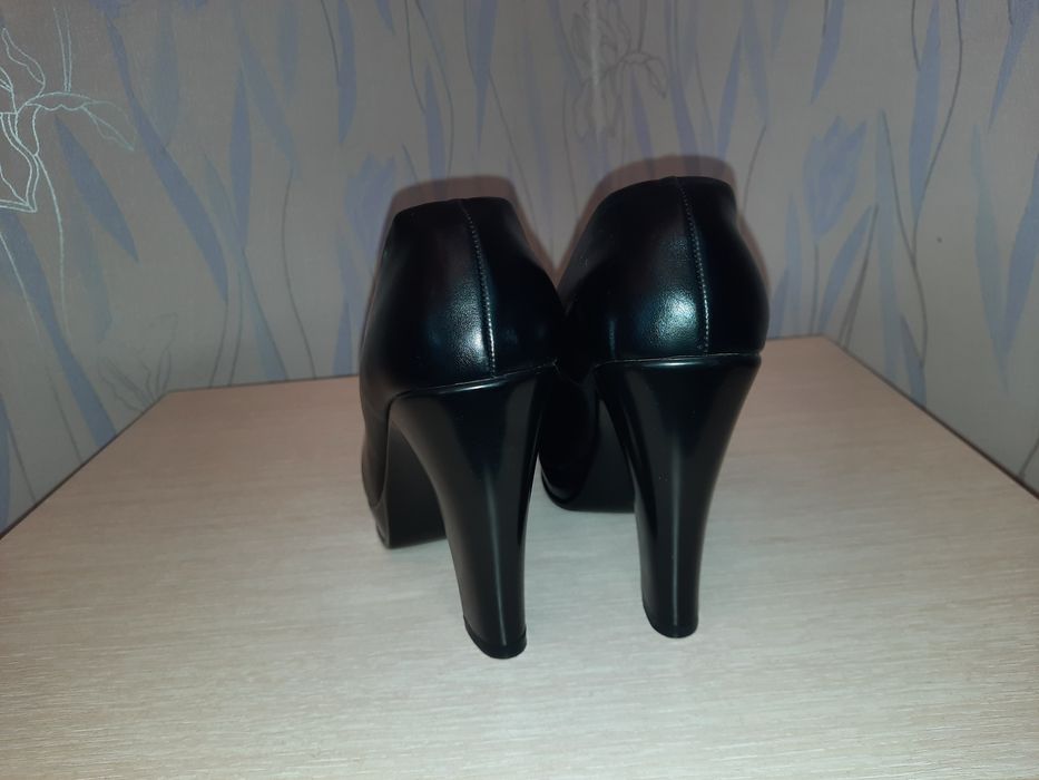 Туфли черные (новые)