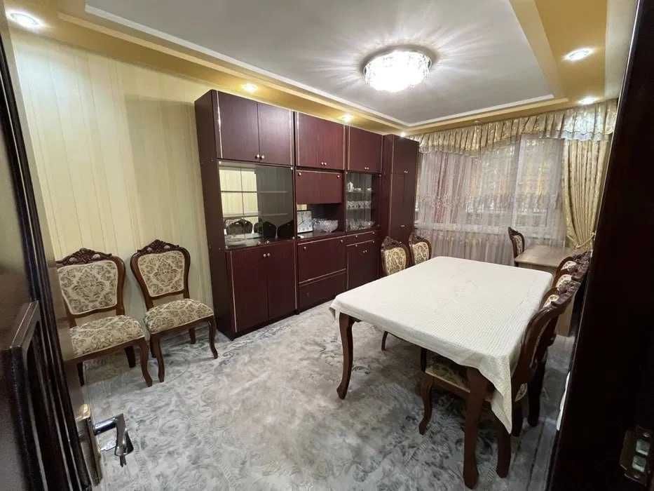 Шахристанская, 3\1\4, Кирпичный 67м2, Подвал 2х5, Хорошая локоция