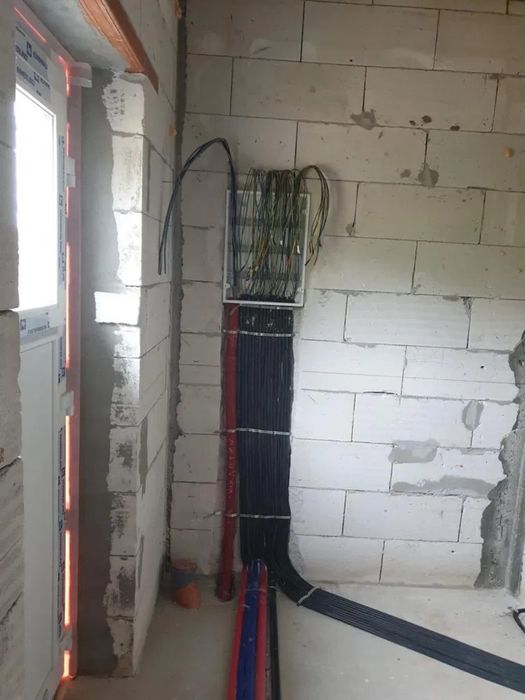 Electrician autorizat ANRE 24/7. Instalatii electrice si automatizari