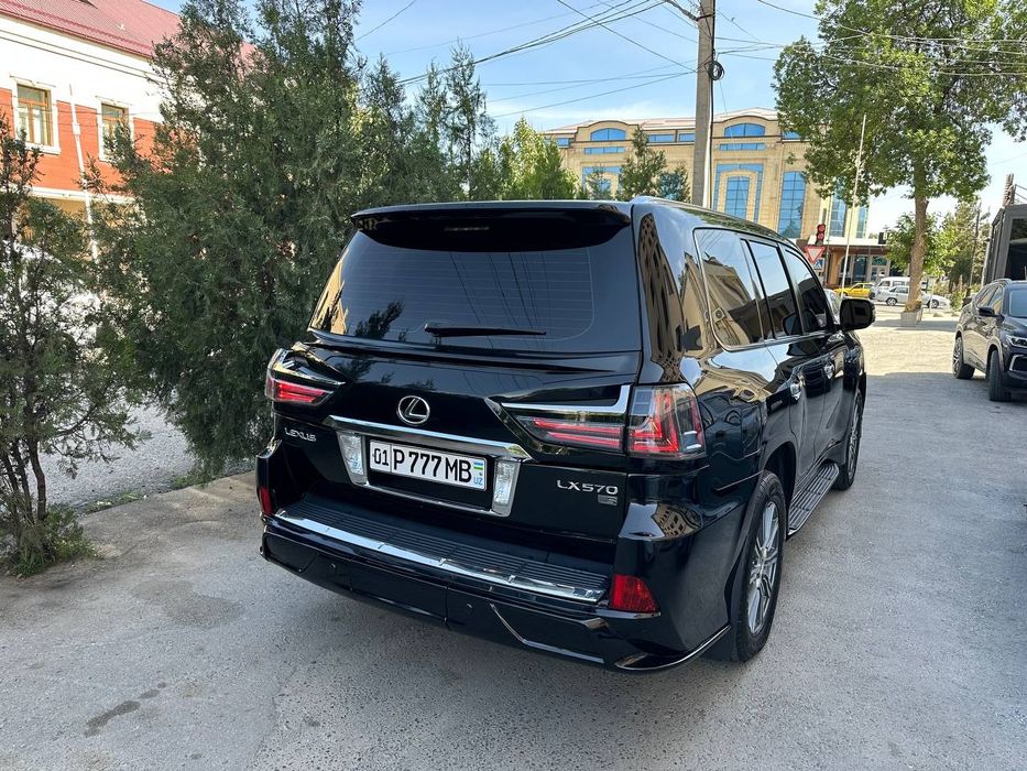 Lexus 570 lx moshin ideal