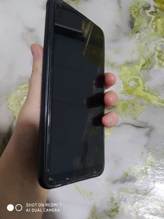 Redmi note 9 sotiladi