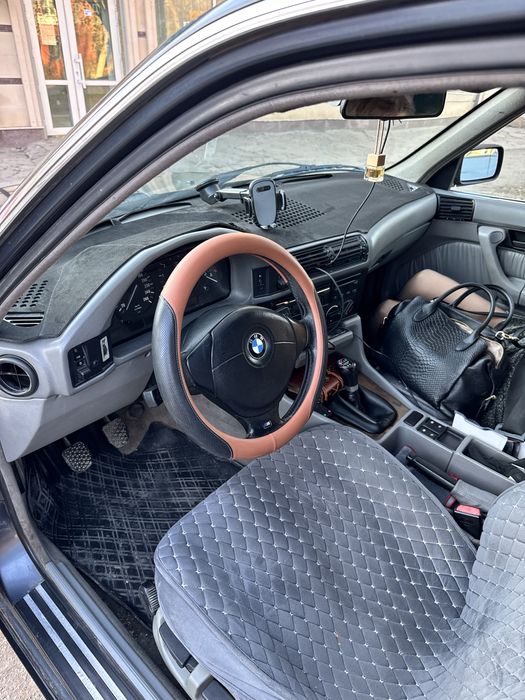 Bmw e34 M50B25TU