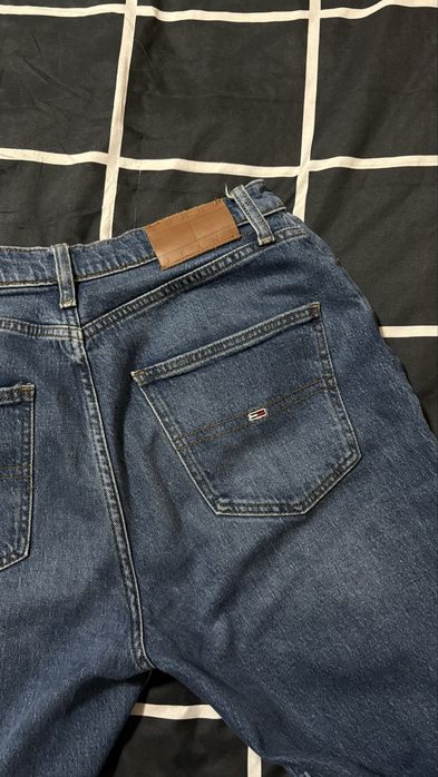 TOMMY JEANS оригинални дънки