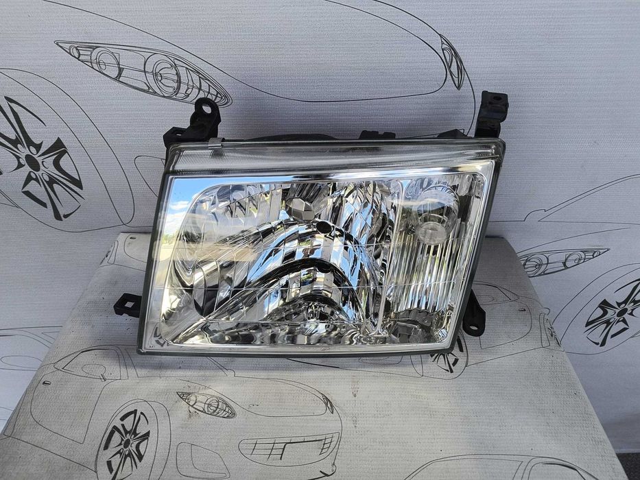 Far Stânga Halogen Toyota Land Cruiser 200 (J200) / Cod OEM 08-212-11C1L (4E2)