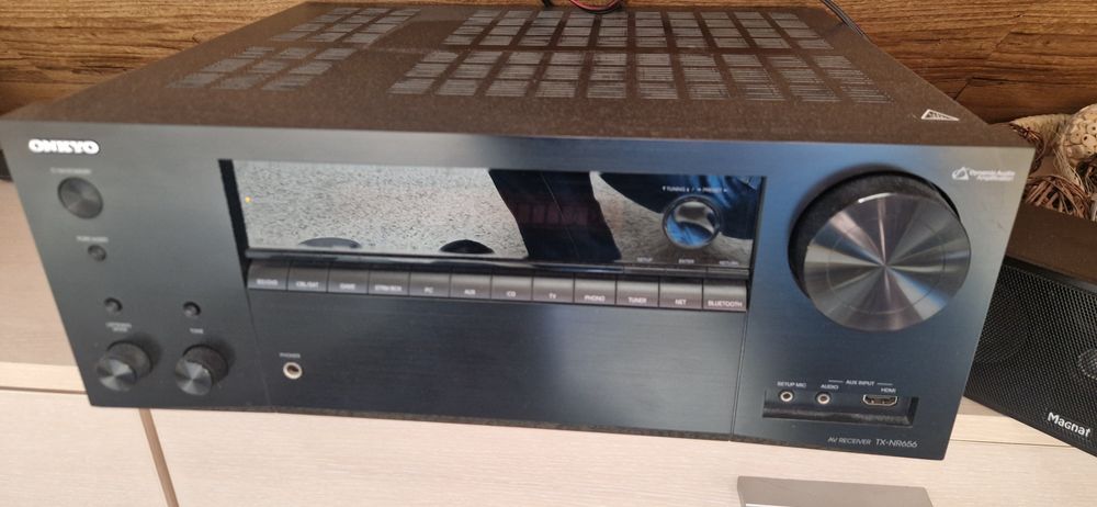 Onkyo txnr 656 като нов