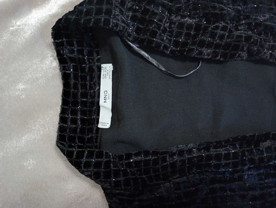 Уникална дамска връхна дреха  Mango