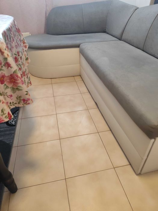 Двуцветен Ъглов диван