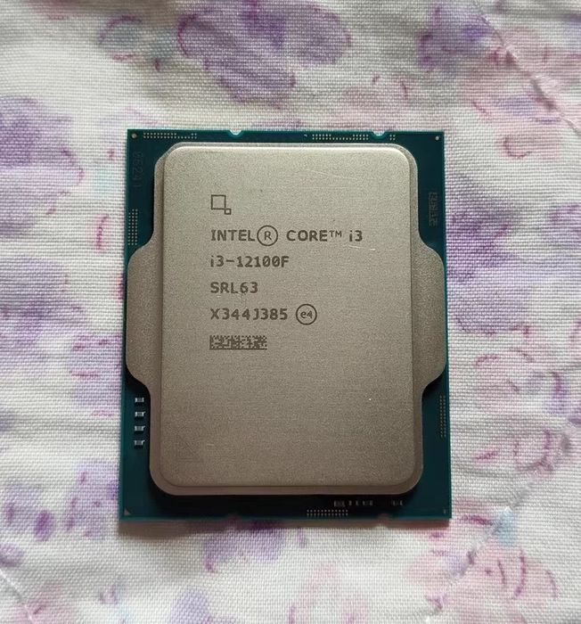 Процессор Intel® Core™ i3-12100f