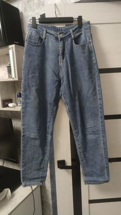 Вещи б/у, продам по 100 000