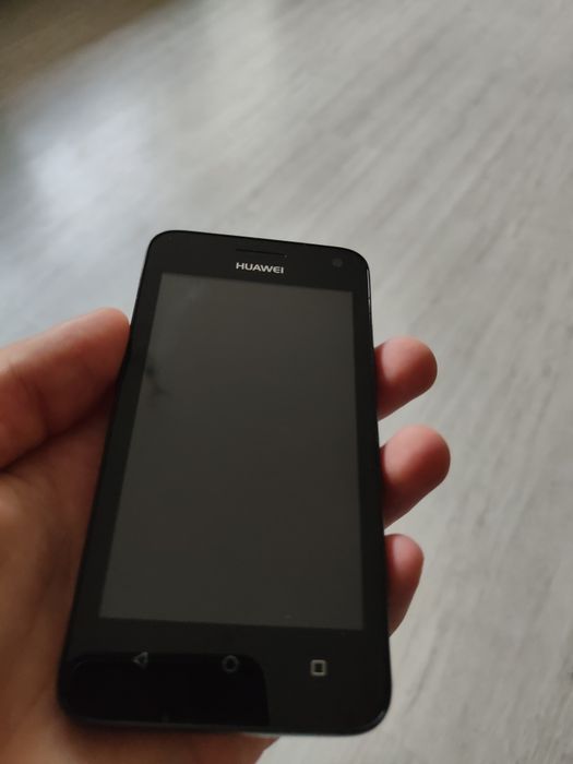 Черный Huawei Y336-U02