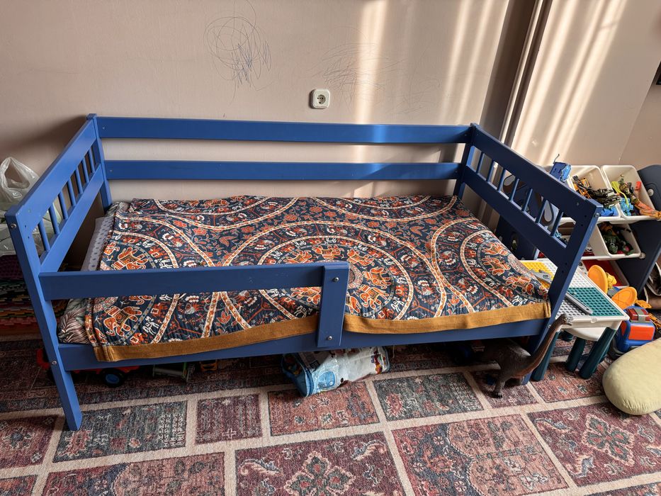 Кровать детская