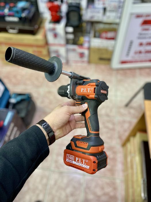 ЛЕДОБУР Шуруповерт, дрель Шуруповерт,