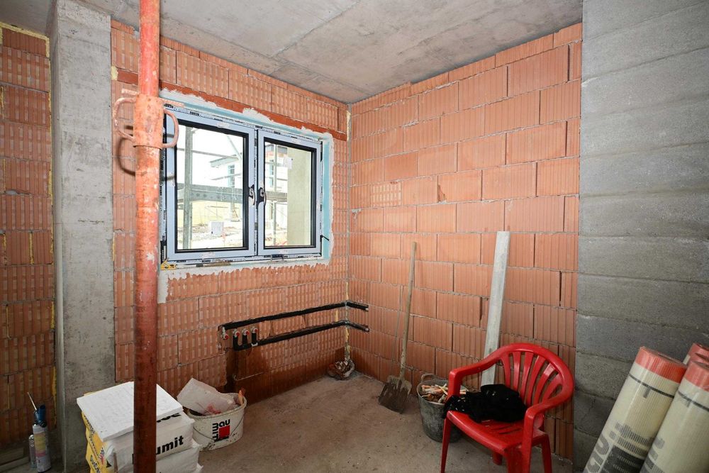 Продава се Къща в с. Дивотино, Област Перник - 188 кв.м за 1004 €/кв.м - Снимка #6