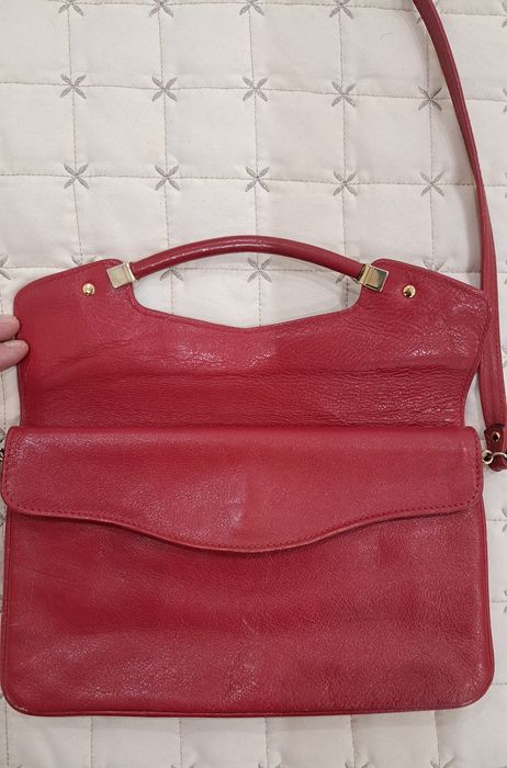 Продавам стилна червена дамска чанта