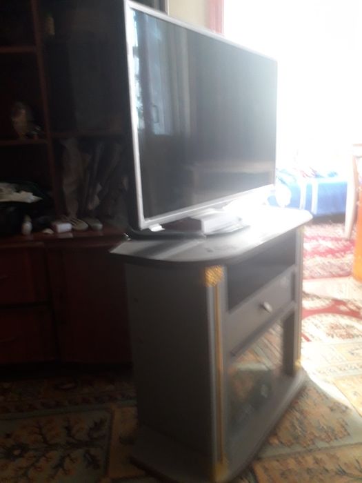 Тумба под телевизор