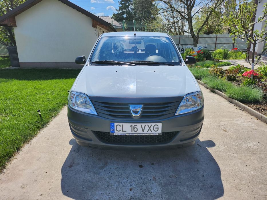 Logan 1.2 benzină (2012)-Doar 38.000 km reali, stare impecabilă!