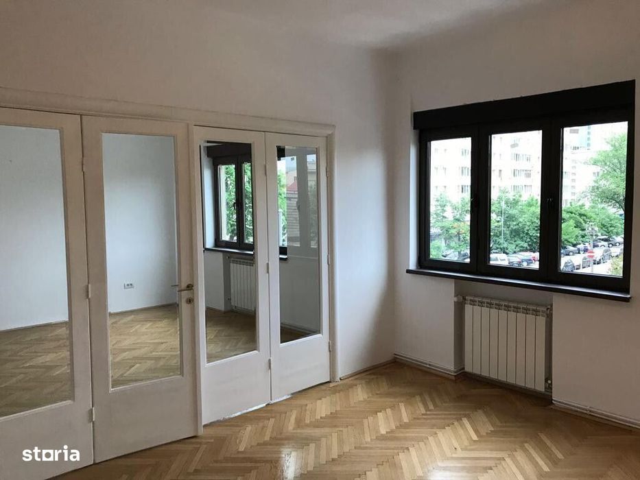 Apartament 5 camere renovat complet – Piața Amzei,