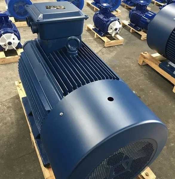 DRIVE трехфазный электродвигатель, электромотор, двигатель АИР