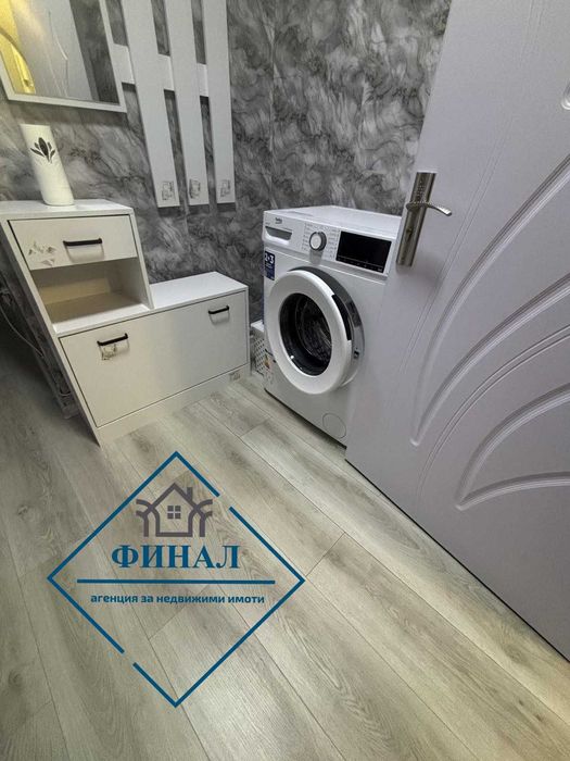 Тристаен апартамент в кв. Боян Българанов