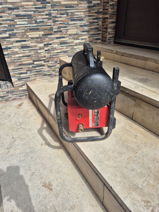 Компресор Milwaukee M18 FAC