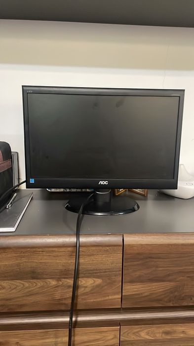 Monitor AOC e950 Swn