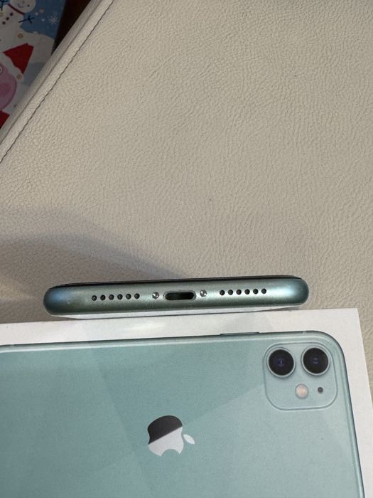 Iphone 11 128 GB Green FULL BOX