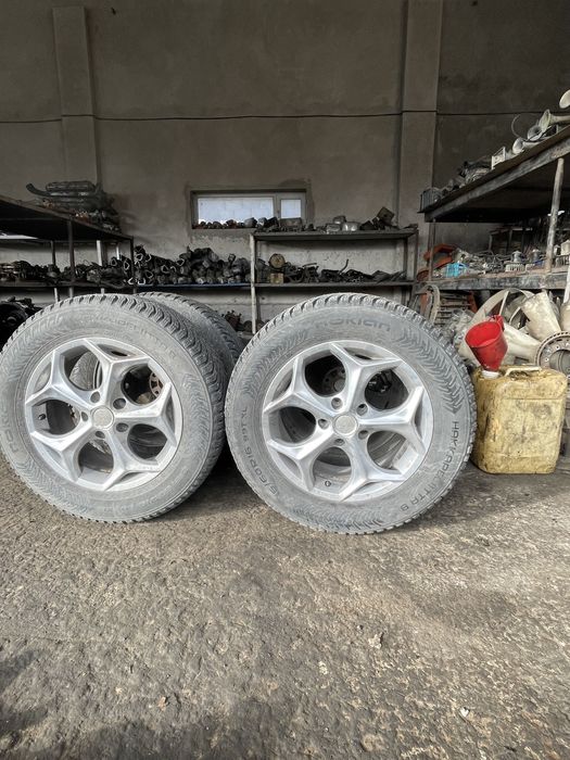 Дсика. С балонм срочно срочно