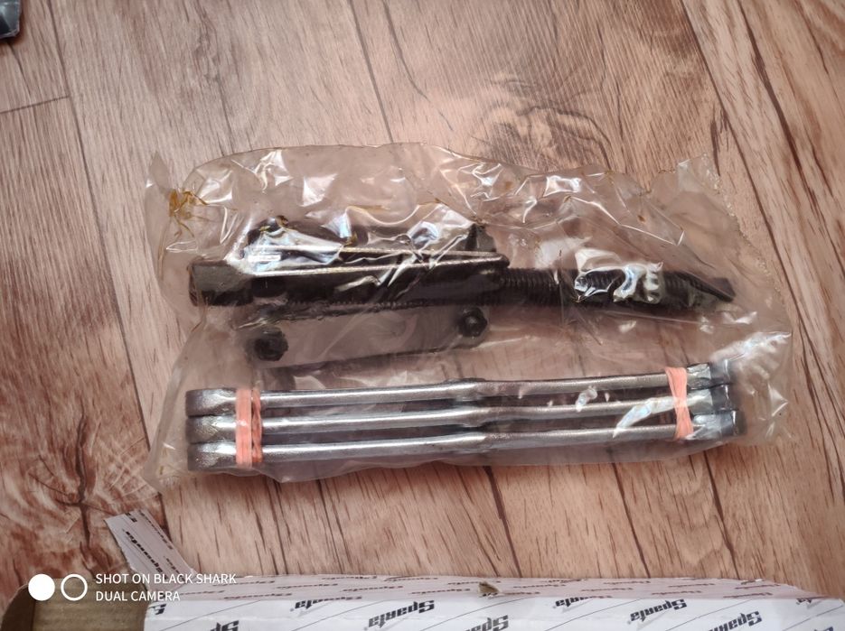 Большой трёхлапый съёмник 25 см