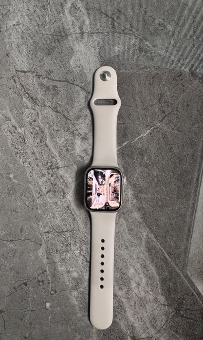 Apple watch 8 series