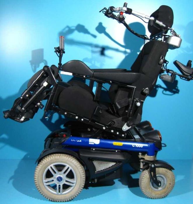 Carucior electric actionat cu gura Otto Bock C1000