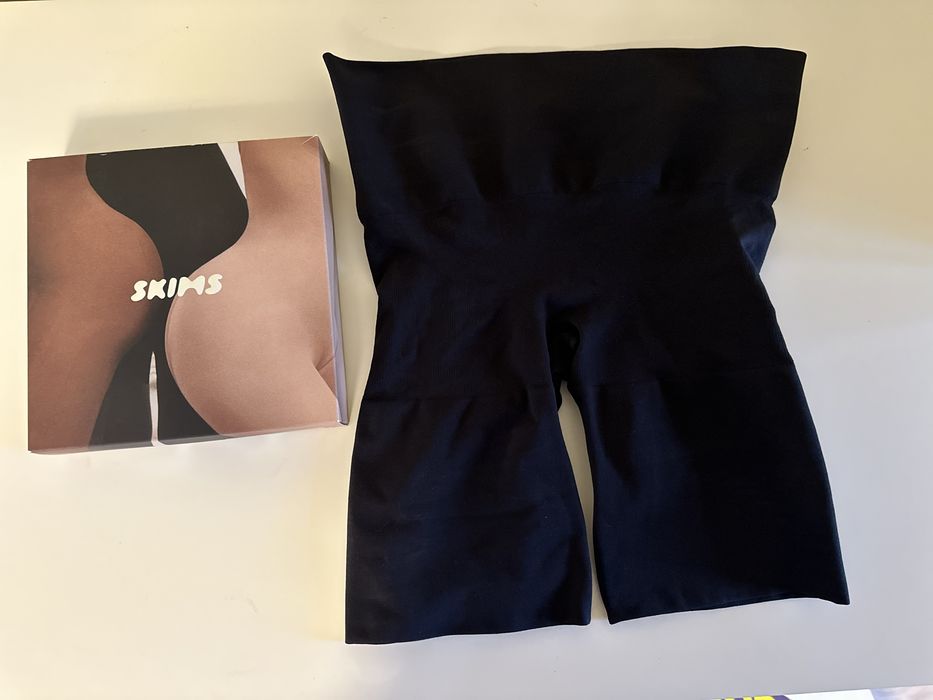 Skims butt lifting short