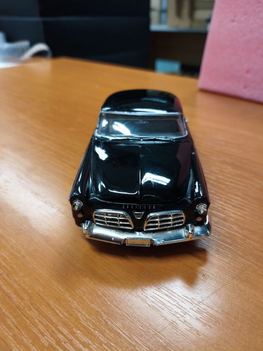 Метална количка макет на  Крайслер   С300