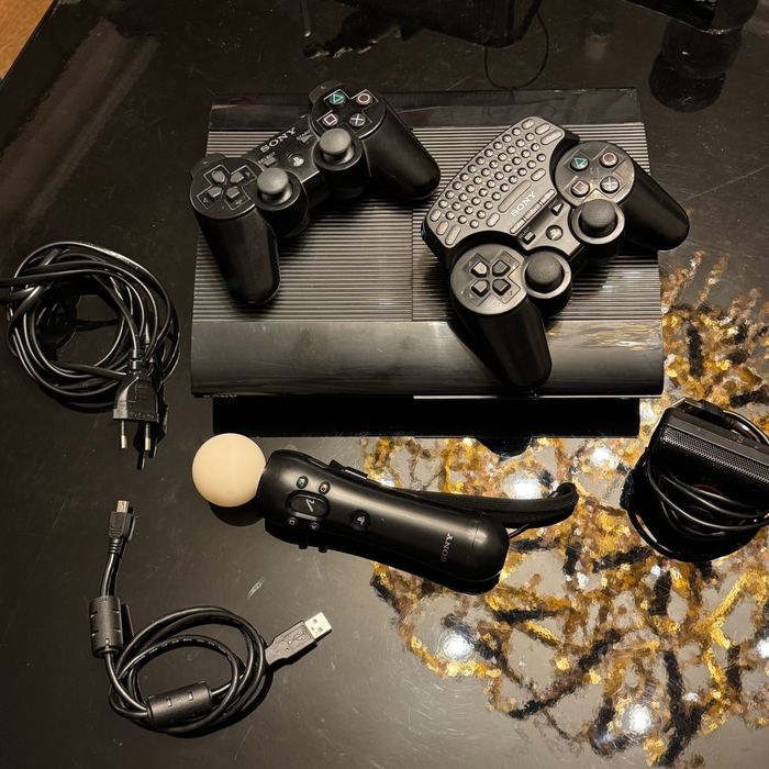 Игровая приставка PS3 Super Slim + PS Move + ИГРЫ (ТОРГ в описании)