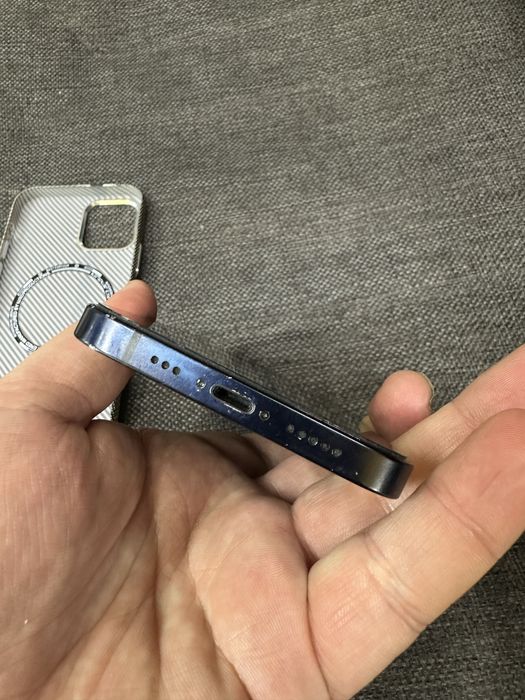 12 Айфон 128ГБ срочно продается