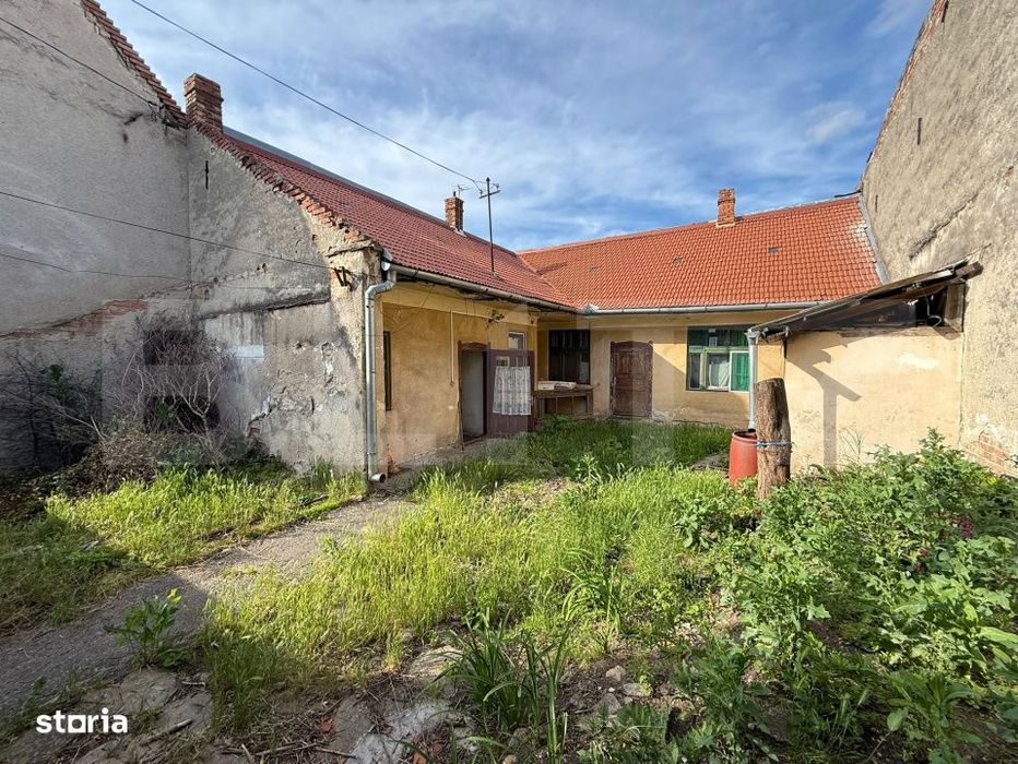 Casa Centrala | 100 mp utili + Curte | Ideala pentru Afacere