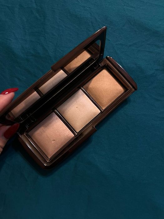 Пудра от Hourglass