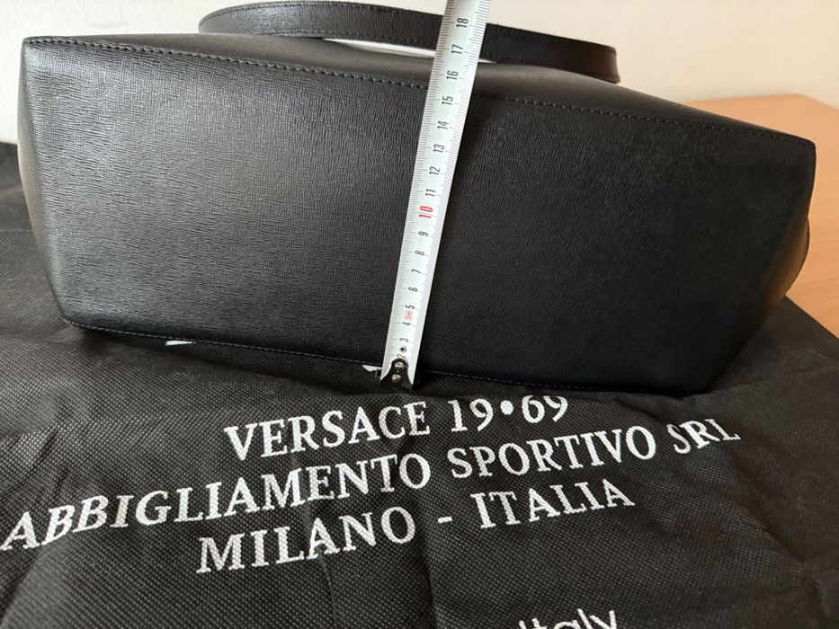 Оригинална дамска чанта Versace – естествена кожа, Made in Italy