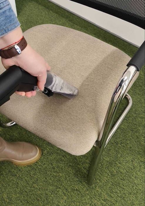 Екстракторно пране на текстилни повърхности,  дивани, килими и матраци