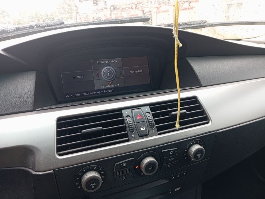 Продавам Е60 530D 218 ръчка Logic 7 На Части