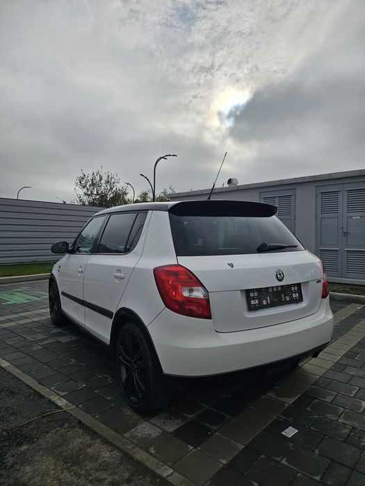SKODA Fabia 2012 — imagine 4