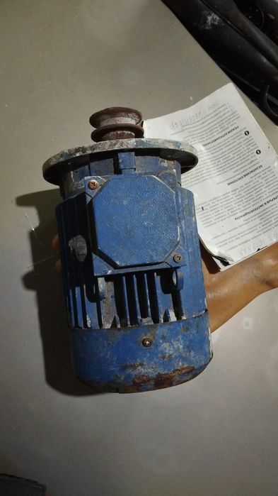 Двигатель электро