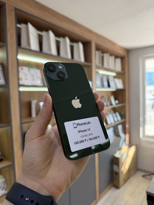 iPhone 13 128 GB / PhoneLab